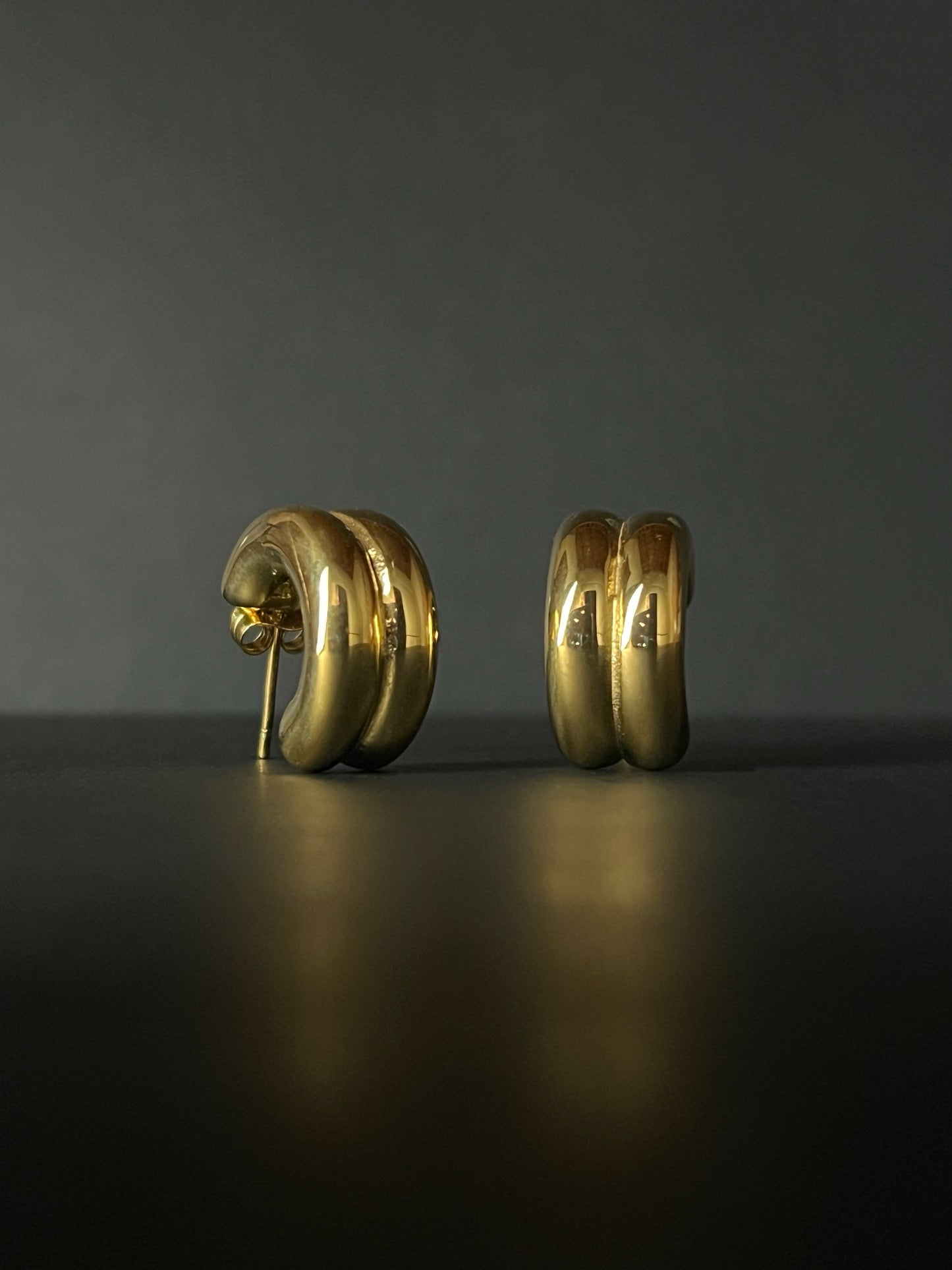 Aretes CC Dorados